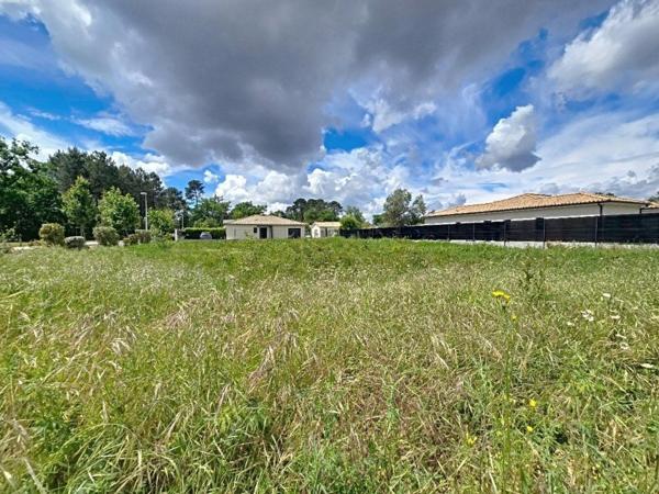 Terrain constructible de 1030m2