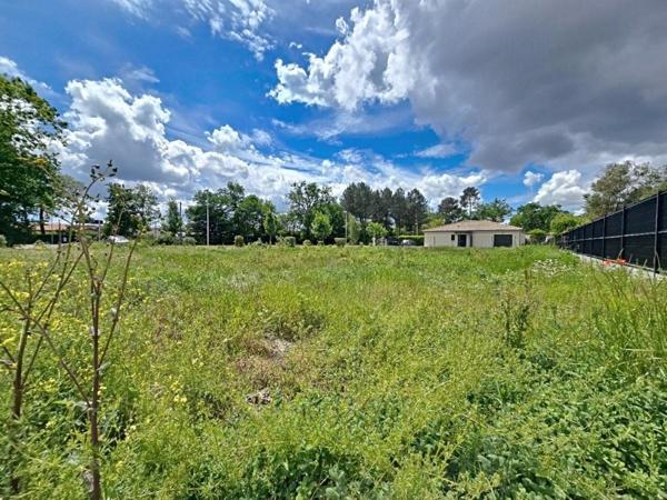 Terrain constructible de 1030m2