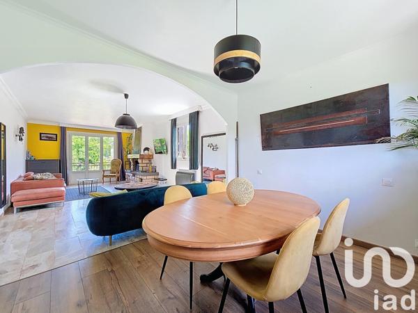 Maison à vendre 5 pièces 112 m² Mandres-les-Roses