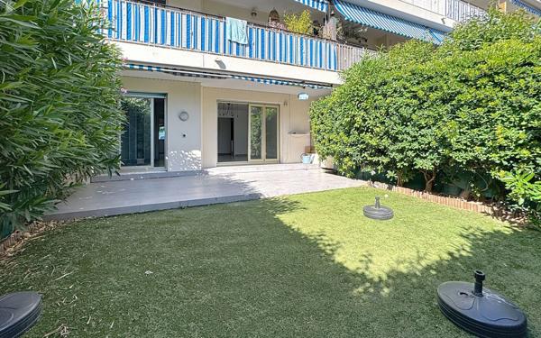 Appartement à vendre    4 pièces • 75,87 m2 Antibes
