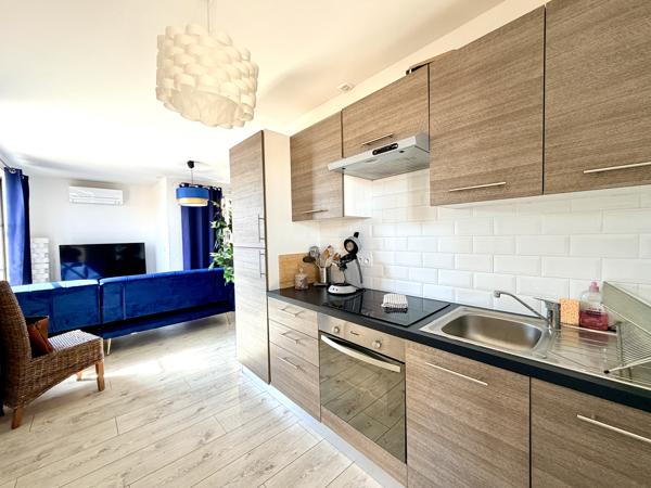 Appartement de charme avec terrasse et vue exceptionnelle sur le centre ville