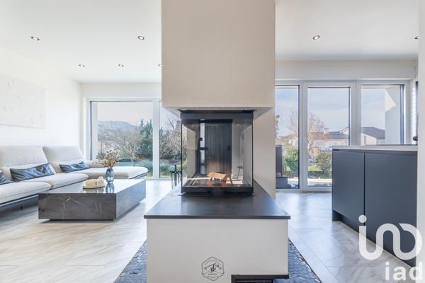 Maison 5 pièces de 115 m² à Fameck (57290)