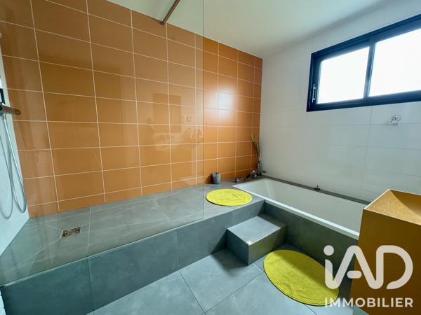Maison à vendre 4 pièces 145 m² Cadaujac