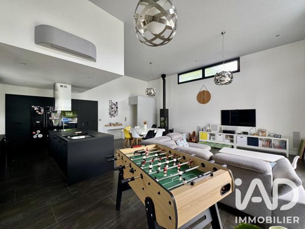 Maison à vendre 4 pièces 145 m² Cadaujac