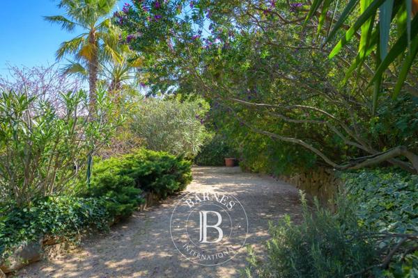 Sanary-sur-Mer, Villa 3 Chambres -  140 m² à vendre