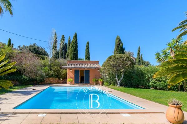 Sanary-sur-Mer, Villa 3 Chambres -  140 m² à vendre