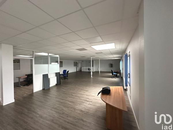 Location bureaux 200 m² Saint-Pierre-lès-Elbeuf