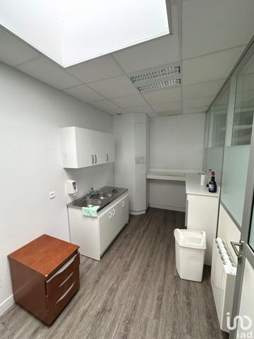 Location bureaux 200 m² Saint-Pierre-lès-Elbeuf