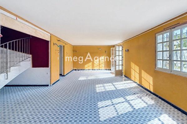 Maison à TASSIN-LA-DEMI-LUNE, 69160 - 5 pièces 180m²