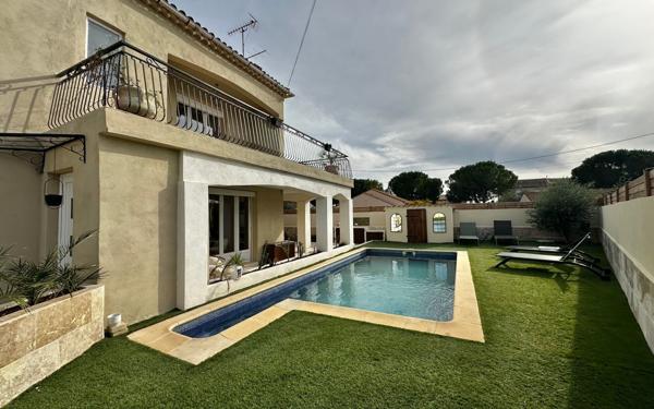 Maison à vendre    6 pièces •  Uchaud