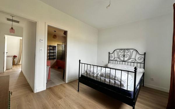 Maison à vendre    6 pièces •  Uchaud