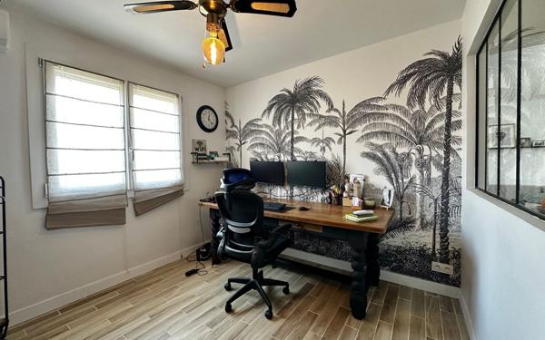 Maison à vendre    6 pièces •  Uchaud