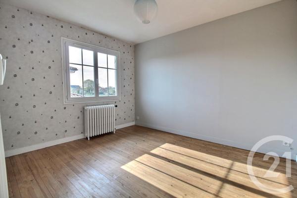 Maison à vendre  6 pièces - 122,89 m2 PESSAC - 33
