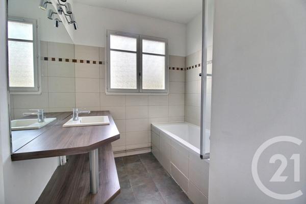 Maison à vendre  6 pièces - 122,89 m2 PESSAC - 33