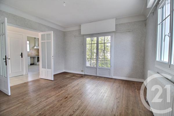 Maison à vendre  6 pièces - 122,89 m2 PESSAC - 33