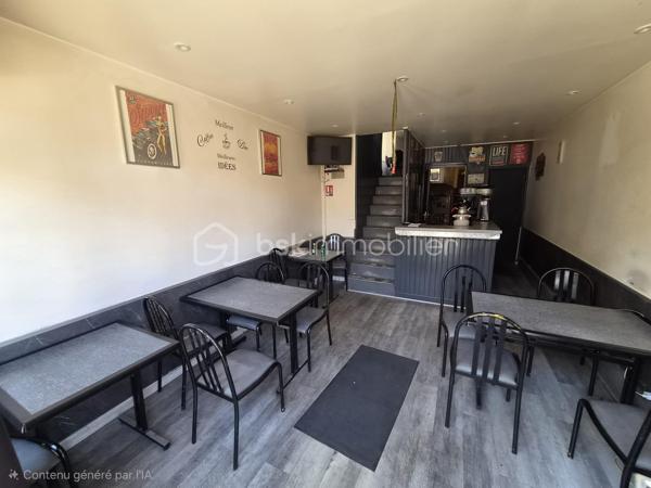 Idéalement situé au cœur d'une ville dynamique, cet immeuble de 107 m² offre un potentiel exceptionnel pour investisseur, commerçant ou projet résidentiel. Actuellement exploité en bar (libéré de toute activité lors de la vente), le bien bénéficie d'un agencement fonctionnel réparti sur trois salles.
​Atouts du bien :
​Superficie : 107 m² exploitables avec une excellente distribution.
​Modularité totale : conversion facile en commerce, bureaux, logement individuel ou plusieurs appartements (sous réserve des autorisations d'urbanisme déjà des logements avant modification en commerce).
​Emplacement : secteur attractif et dynamique, garantissant un flux constant et une valorisation pérenne.
​Que vous souhaitiez y développer un nouveau concept commercial ou repenser l'espace en habitation moderne, les volumes permettent de concrétiser tous types de projets.
A DECOUVRIR