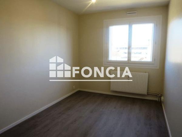 Location Appartement 5 pièces 90.21 m² - RESIDENCE ESPLANADE Dijon 21000