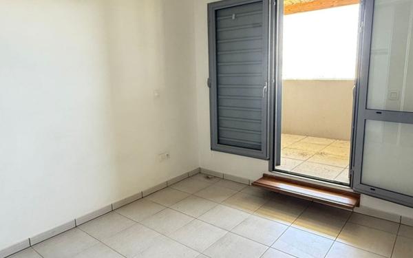 Appartement à vendre    4 pièces • 96,30 m2 Sainte-Marie