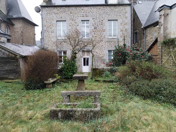 Louvigné-du-Désert (35420) Maison 10 pièces 218 m2