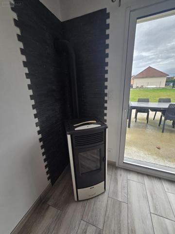 Maison à louer à Branges en Saône-et-Loire (71500), ref : GERANCE 50