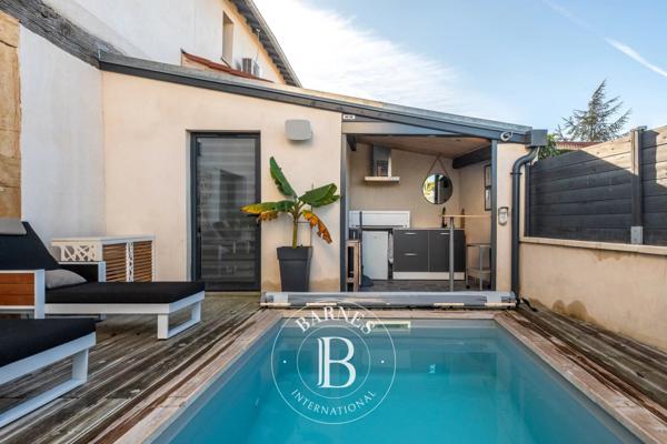 La Tour-de-Salvagny, Maison 4 Chambres -  204 m² à vendre