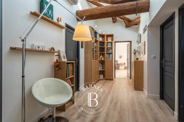 La Tour-de-Salvagny, Maison 4 Chambres -  204 m² à vendre