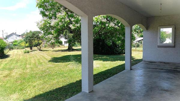 Maison Magnoncourt 6 pièce(s) 214 m2 plain pied, jardin