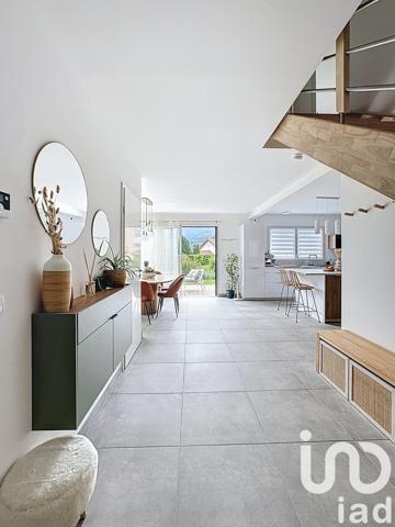 Maison à vendre 4 pièces 116 m² La Roche-sur-Foron