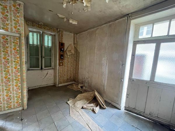 Maison à vendre à Lassay-les-Châteaux en Mayenne (53110), ref : 522