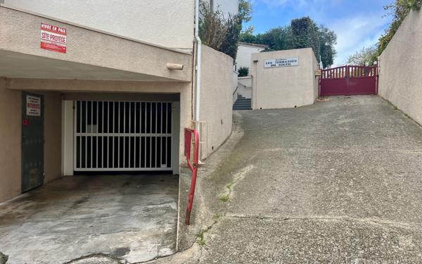 Stationnement à vendre    20 m2 Béziers