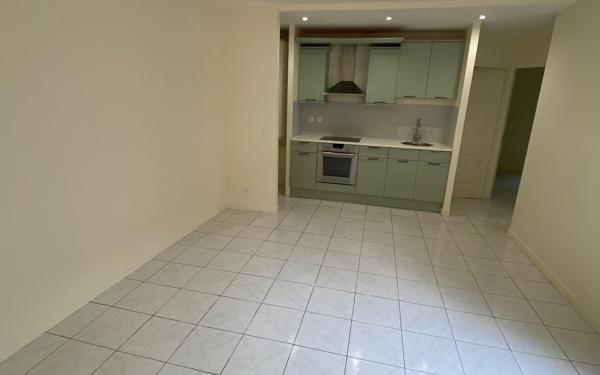 Appartement à vendre    2 pièces •  Frontignan