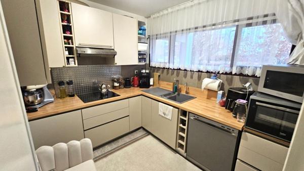 Guyancourt / Appartement 3 pièces en rez-de-jardin + box