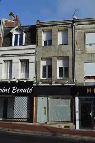 Location Local commercial 2 pièces à Saint-Quentin