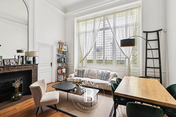 Paris 7ème, Appartement 2 Chambres -  65 m² à vendre