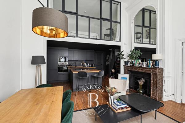 Paris 7ème, Appartement 2 Chambres -  65 m² à vendre