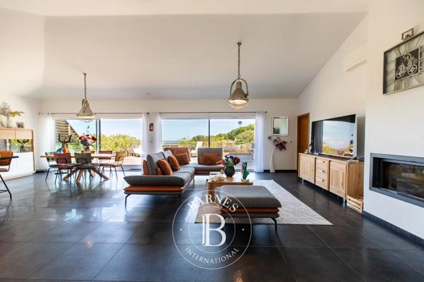 Porto-Vecchio, Villa 5 Chambres -  323 m² à vendre