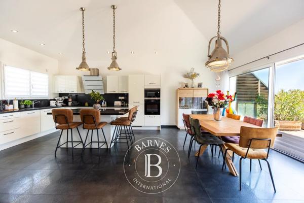 Porto-Vecchio, Villa 5 Chambres -  323 m² à vendre