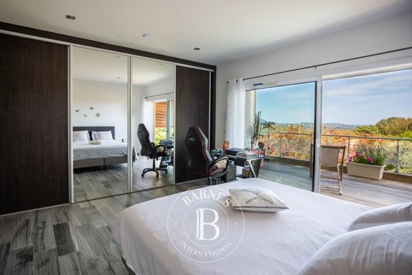 Porto-Vecchio, Villa 5 Chambres -  323 m² à vendre
