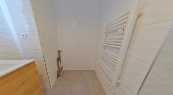 APPARTEMENT T4 A LOUER - LYON 4EME ARRONDISSEMENT Lyon Plage-Ypres 113.6 m 2 1 989 € charges comprises par mois