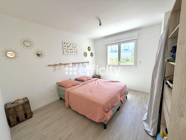 Maison
         4 pièces
        - 84 m² Exclusivité 275 000 € *