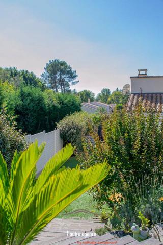 LES MATHES - MAISON 4 CHAMBRES AVEC PISCINE