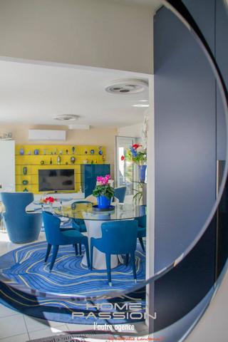 LES MATHES - MAISON 4 CHAMBRES AVEC PISCINE