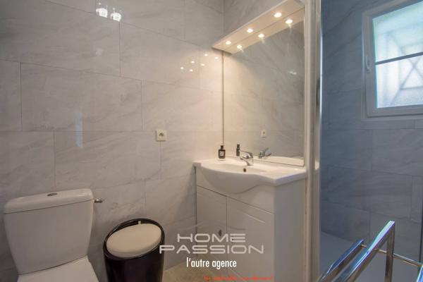 LES MATHES - MAISON 4 CHAMBRES AVEC PISCINE