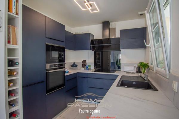 LES MATHES - MAISON 4 CHAMBRES AVEC PISCINE