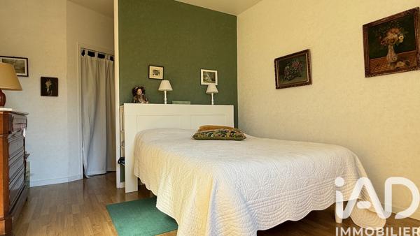 Maison à vendre 6 pièces 148 m² Saint-Ouen-les-Vignes