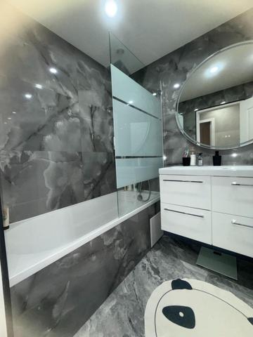 Appartement F3 lumineux avec balcon + parking