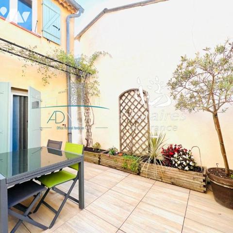 IMMEUBLE DE 2 APPARTEMENTS AVEC TERRASSES ET GARAGES