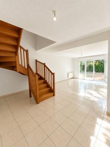 Maison MONTELIMAR 99.82 m²