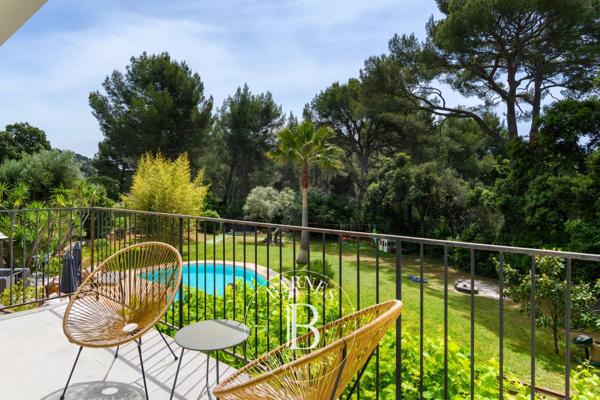Sanary-sur-Mer, Villa 5 Chambres -  162 m² à vendre