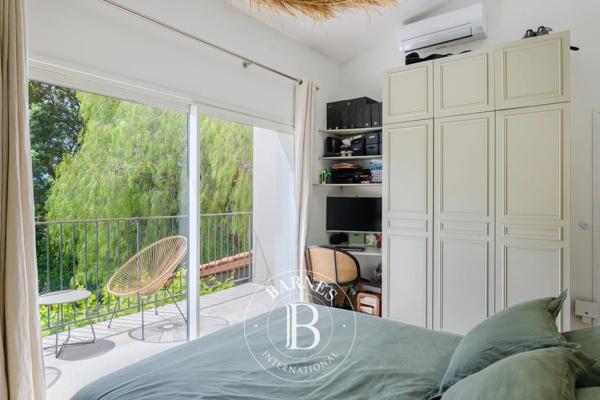Sanary-sur-Mer, Villa 5 Chambres -  162 m² à vendre